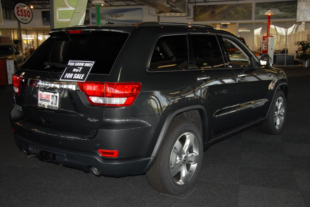 2011 WL Jeep Grand Cherokee Page 25